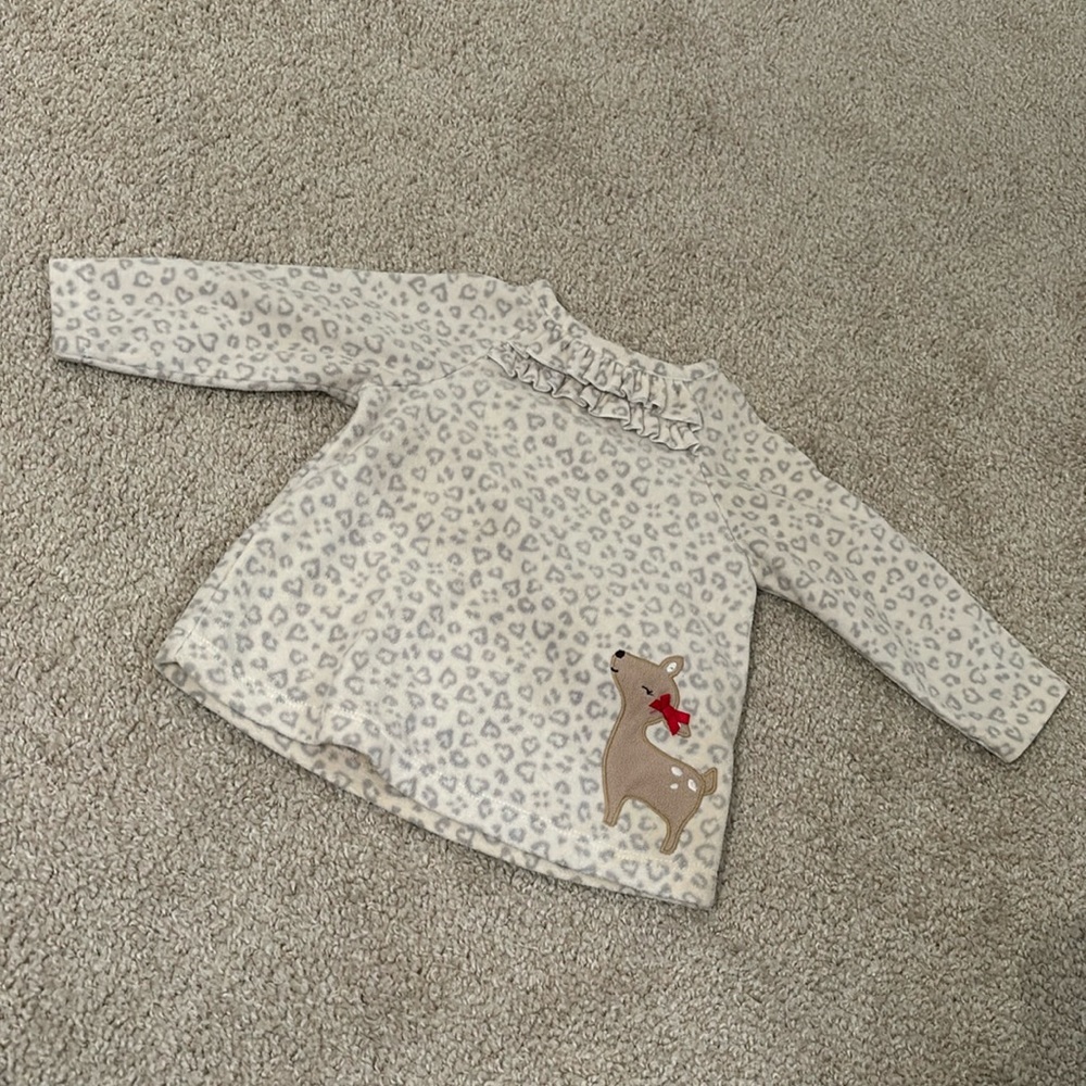 🎉 3 for $10 🎉 Fleece Long Sleeve Holiday Christmas Reindeer Top